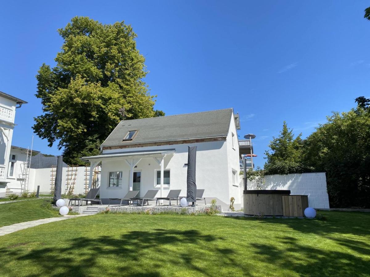 Villa Jenny - Ferienappartement 1 Mit Meerblick Зассніц Екстер'єр фото
